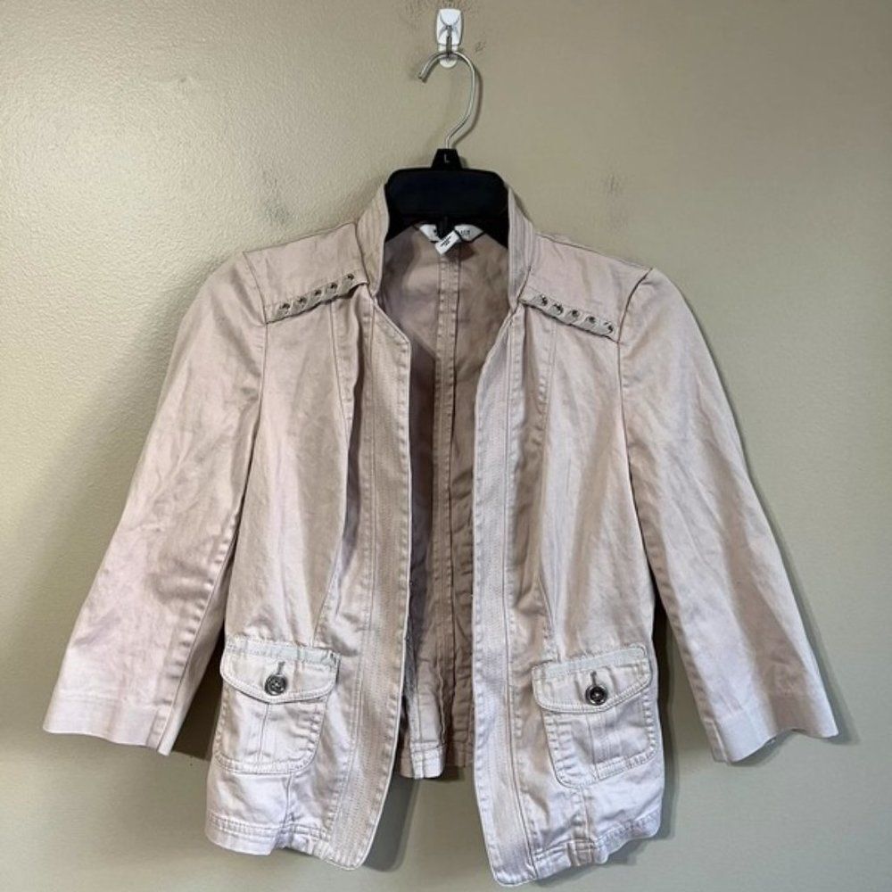 White House black‎ market size 0 beige jacket